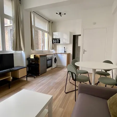 Renove Proche Grands Boulevards 4p Paříž
